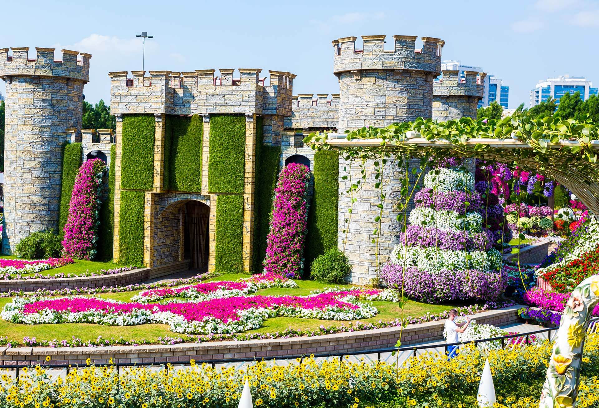 Floating Castle - Miracle Garden (8)