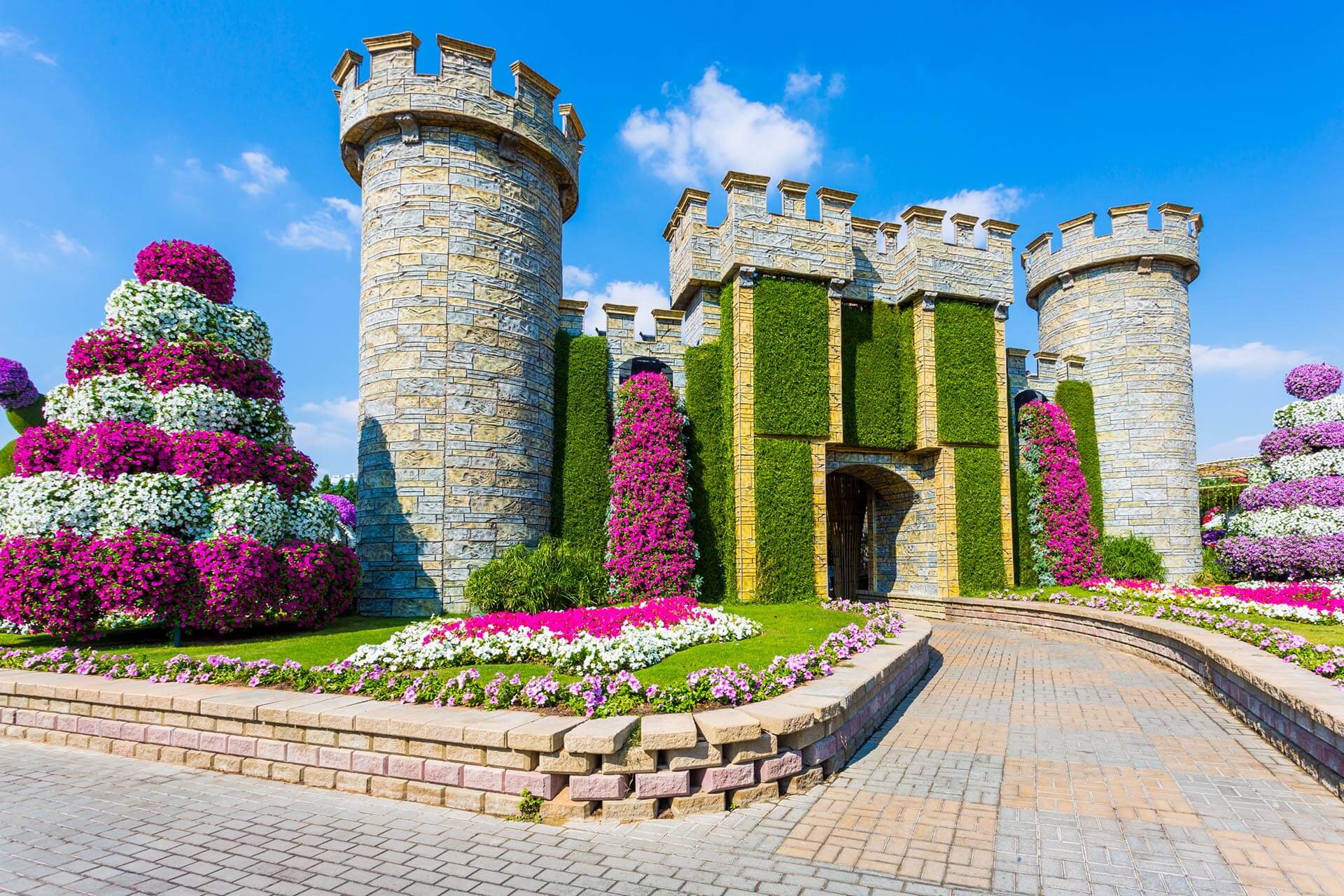 Floating Castle - Miracle Garden (9)