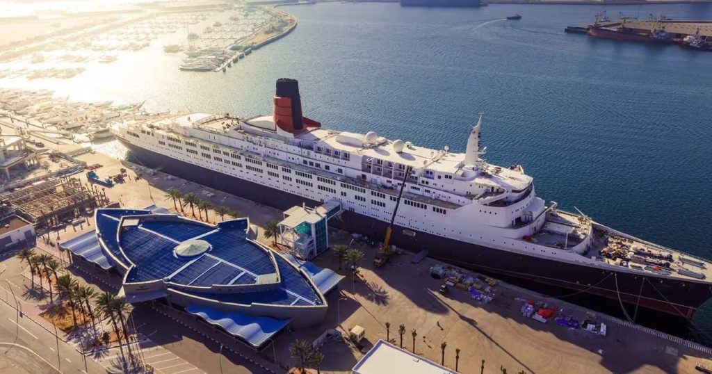 Queen Elizabeth 2
