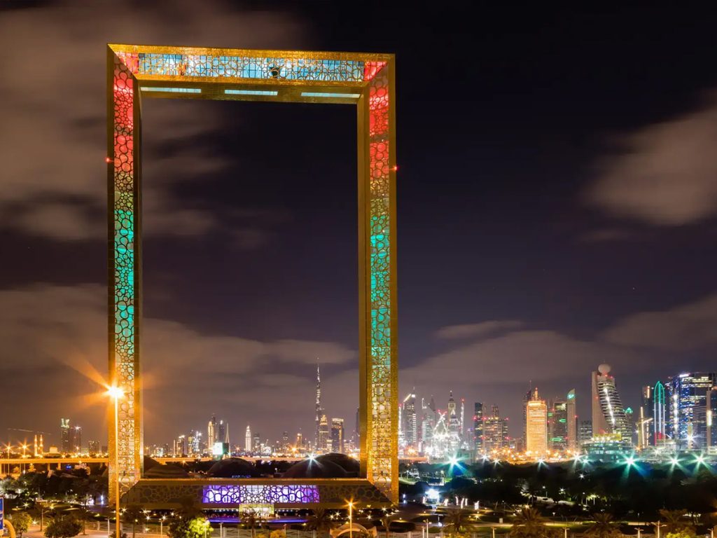 Dubai frame