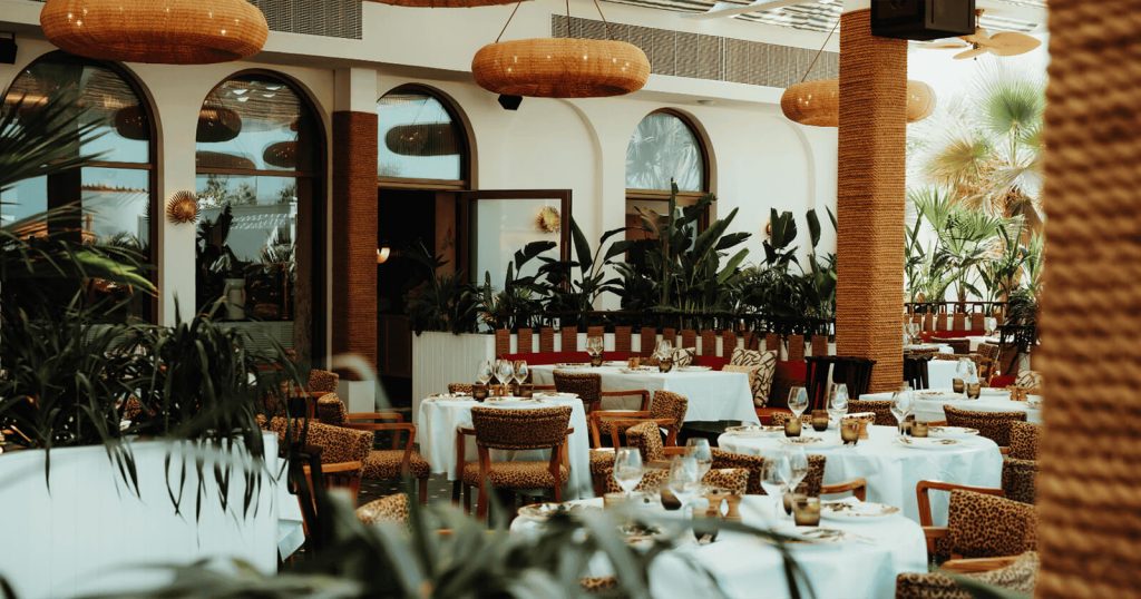 African-queen-interior