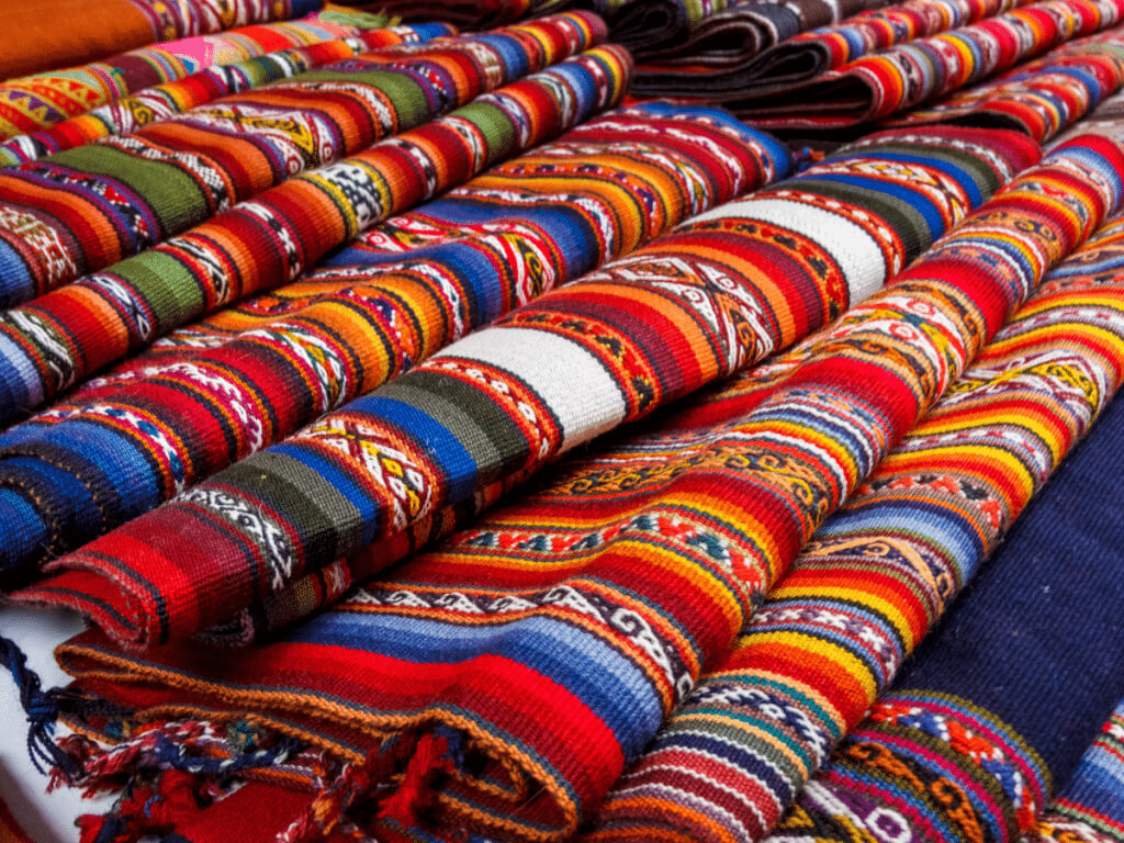 خرید-اقتصادی-در-Textile-Souk