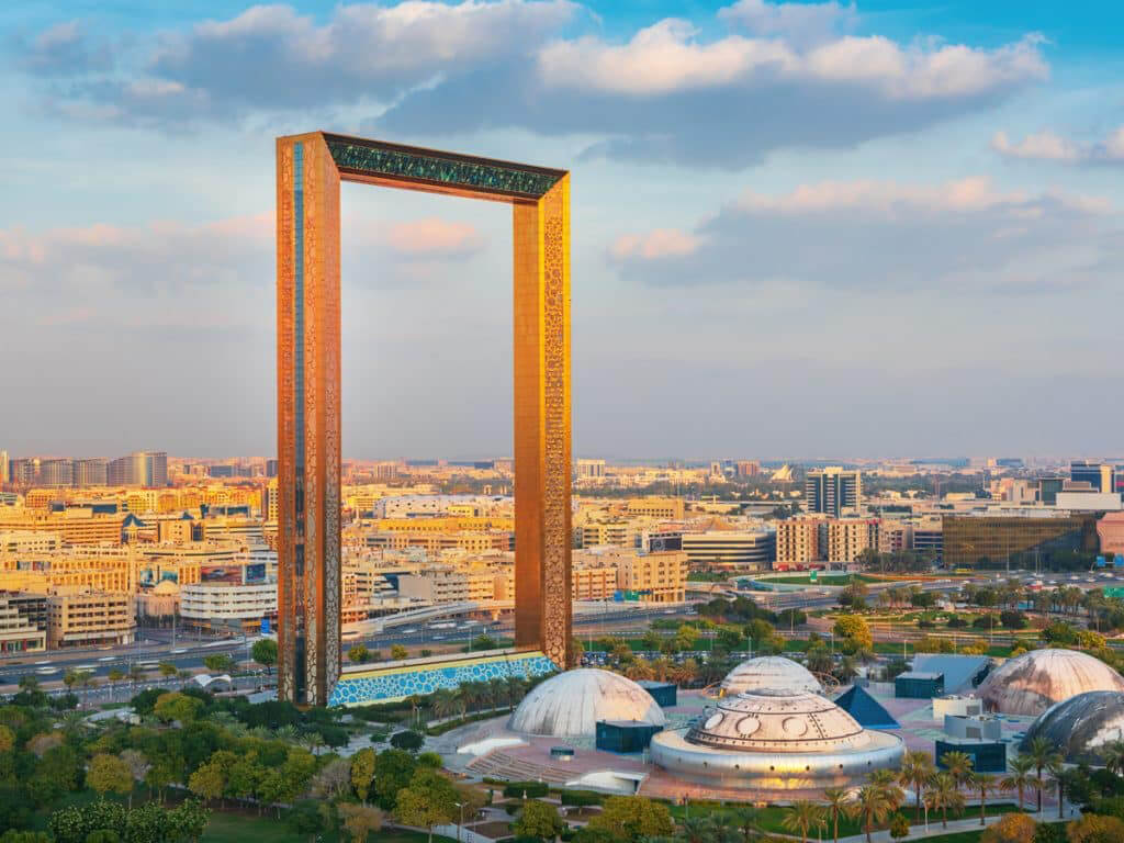 دیدن-شهر-از-Dubai-Frame